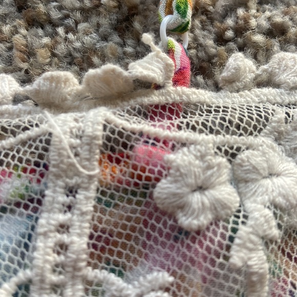 Floral top - Picture 2 of 4